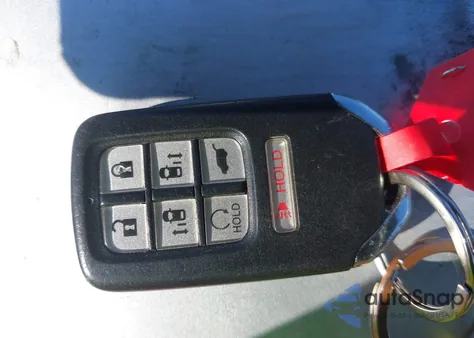 2018 Honda Odyssey Ex z USA, uszkodzony, nr VIN 5FNRL6H56JB099119